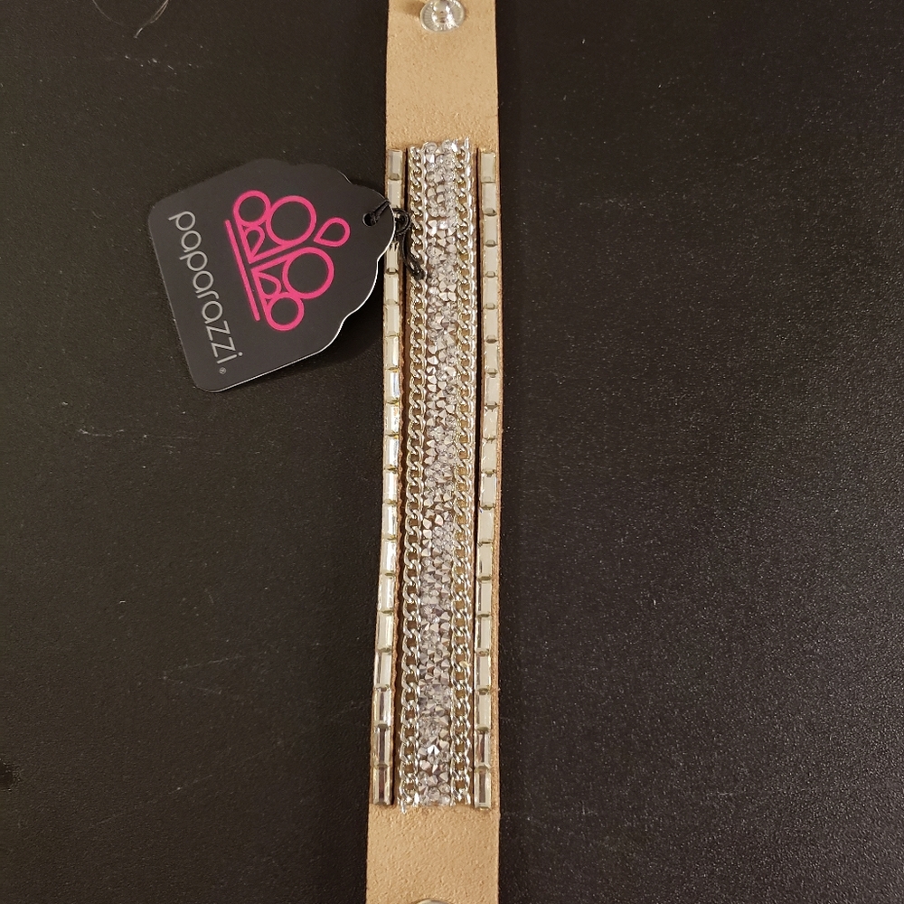 Paparazzi wrap bracelet with snap closure